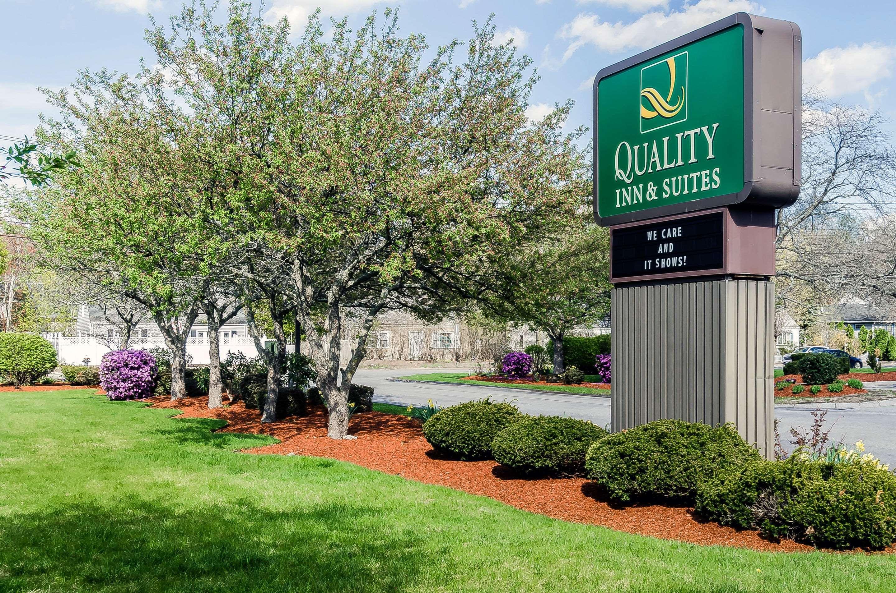Quality Inn & Suites Lexington Buitenkant foto